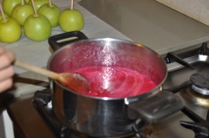 שלב הכנת הציפוי- זהירות זה חם